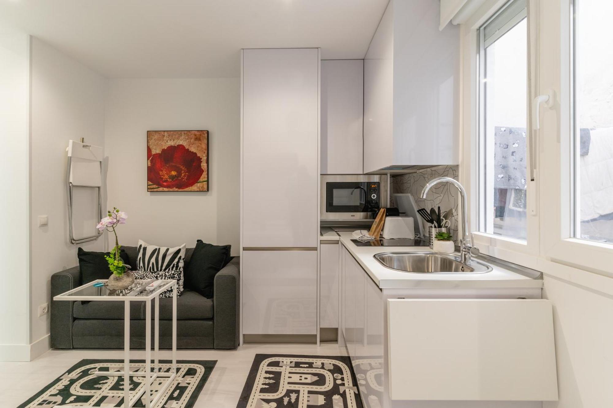 Modern Studio-1Bathroom-Chueca Мадрид Екстериор снимка
