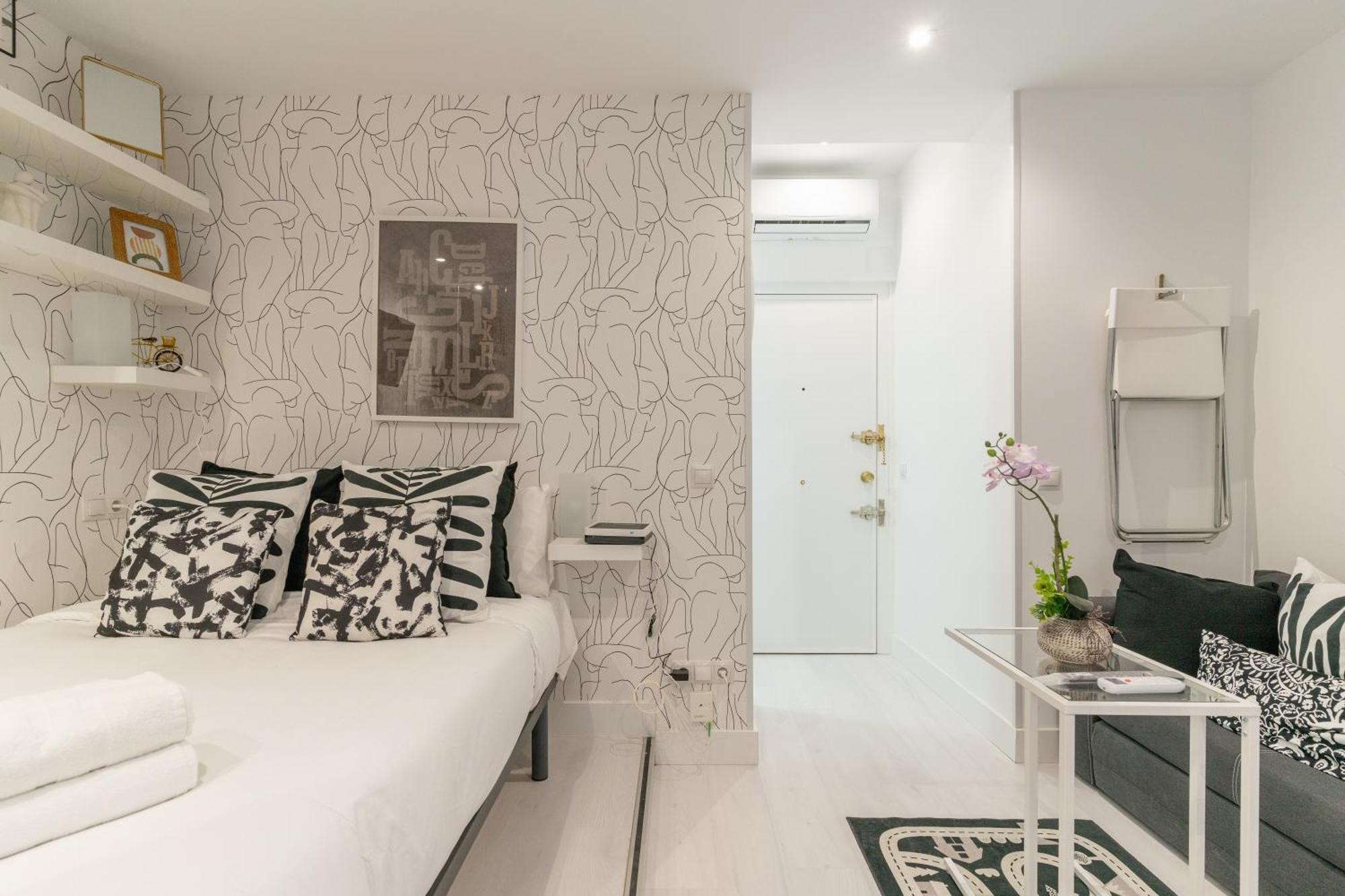 Modern Studio-1Bathroom-Chueca Мадрид Екстериор снимка