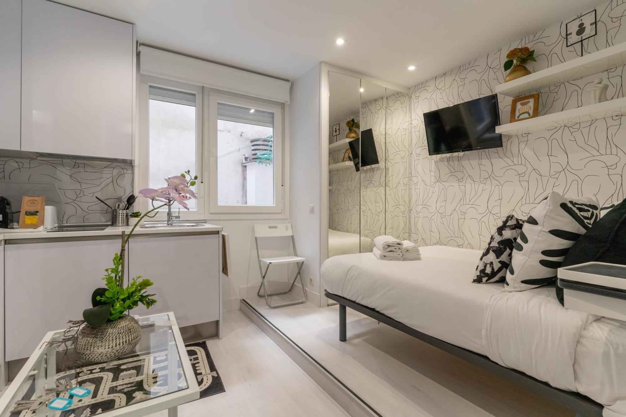 Modern Studio-1Bathroom-Chueca Мадрид Екстериор снимка